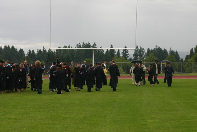 Graduate Walk 02