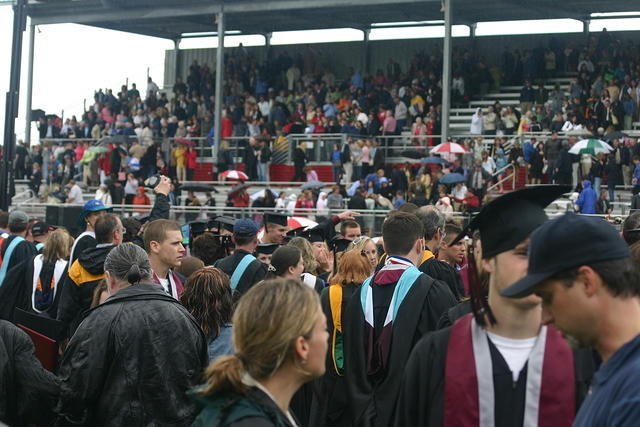 Graduate Walk 05